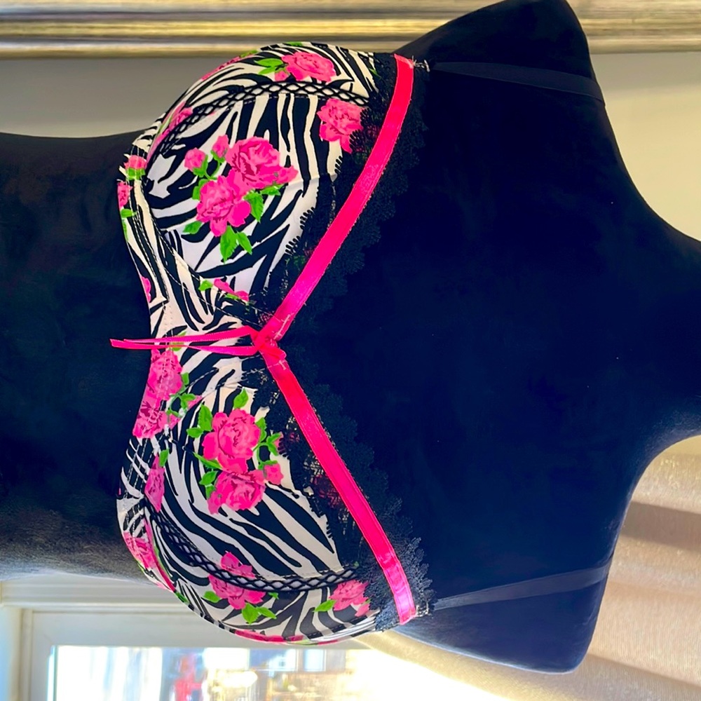 Cute and sexy floral bra